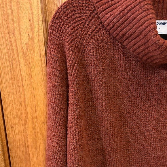 Old Navy Women's Rust Cowl Neck Sweater - Picture 4 of 10